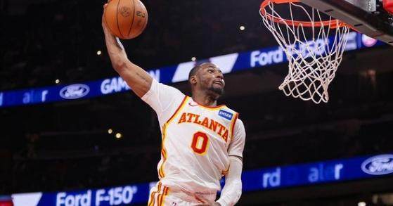 开云体育网址-库明加转会连爆三场 老鹰球迷主场高喊：谢谢勇士！